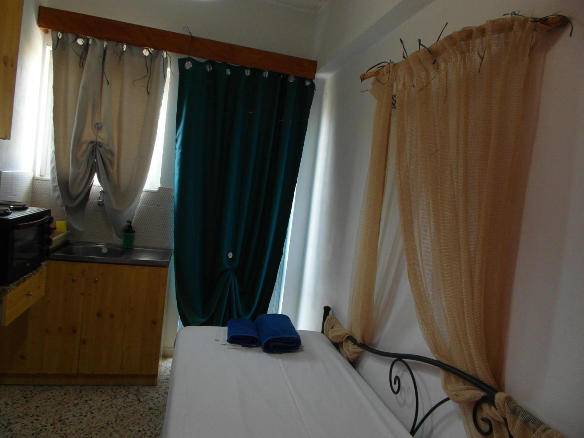 Eri Studios Agia Marina  Habitación foto