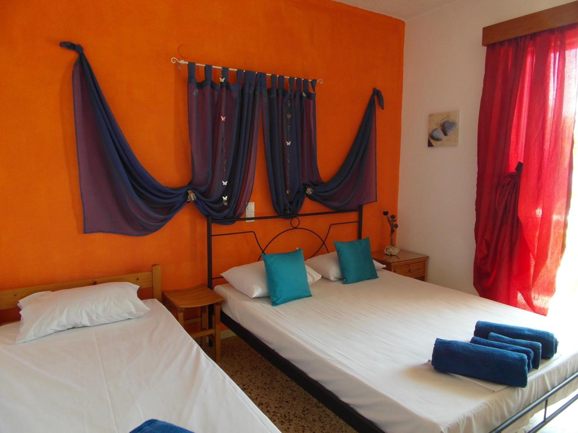 Eri Studios Agia Marina  Habitación foto